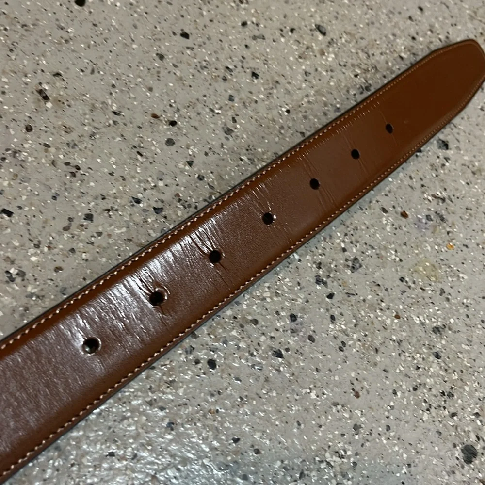 PERRY ELLIS AMIGO REVERSIBLE BELT BROWN OR BLACK WITH SILVERTONE BUCKLE SIZE 36